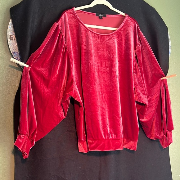 ellos Tops - Winter Ellos Batwing Sleeve Velour Size 22/24